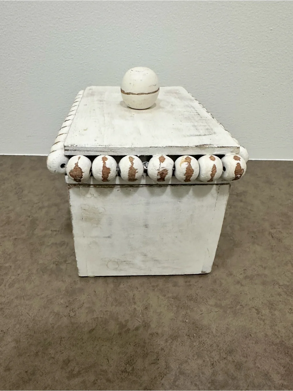 Mud Pie White Beaded Recipe Box White-Washed Beaded Mango Wood 7.5 x 4.5 x 5